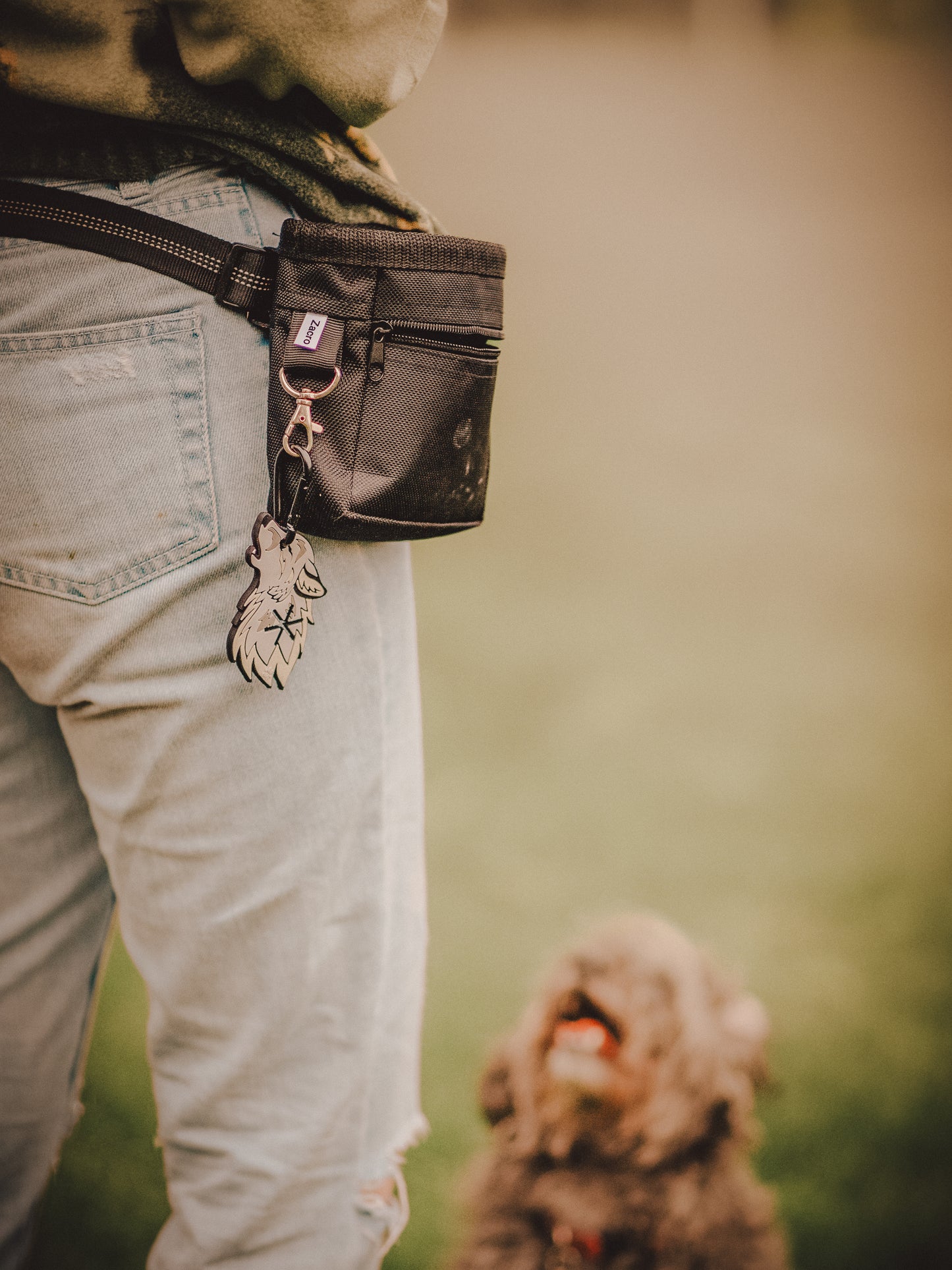 Poop Parker - Hands Free Poo Bag Carrier - Howling Wolf